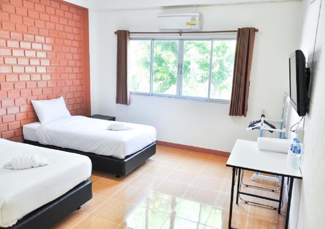 Bussarakam Place Hotel Chanthaburi Eksteriør bilde
