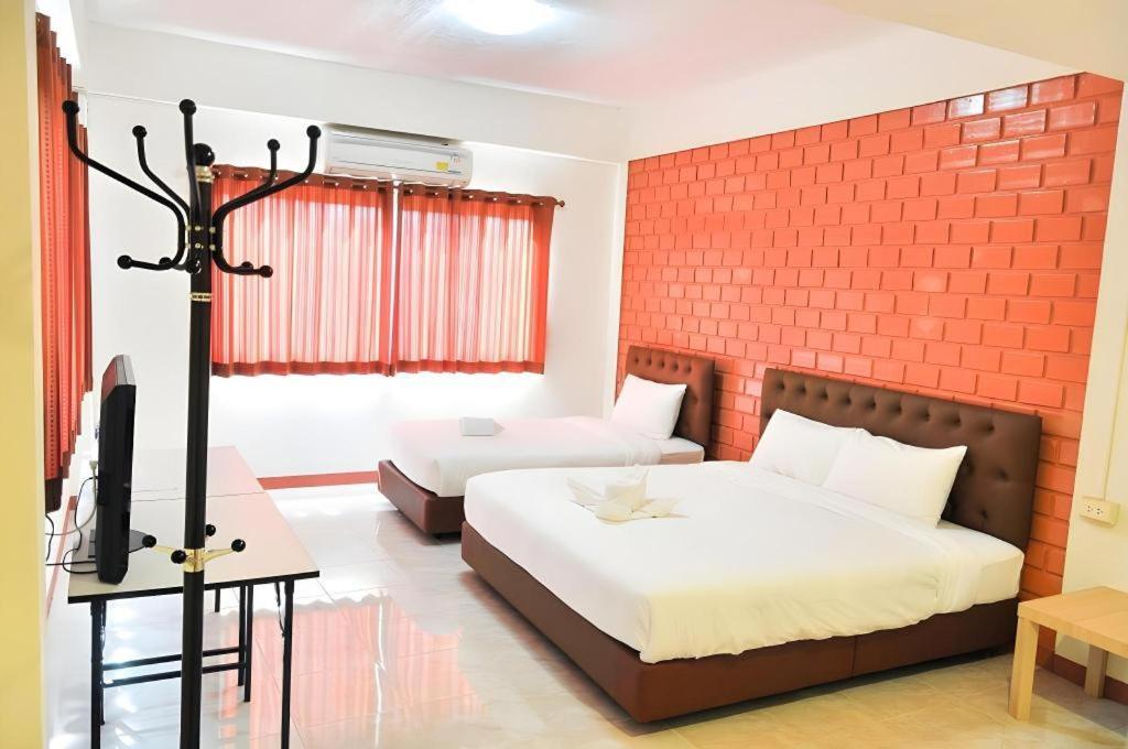 Bussarakam Place Hotel Chanthaburi Eksteriør bilde