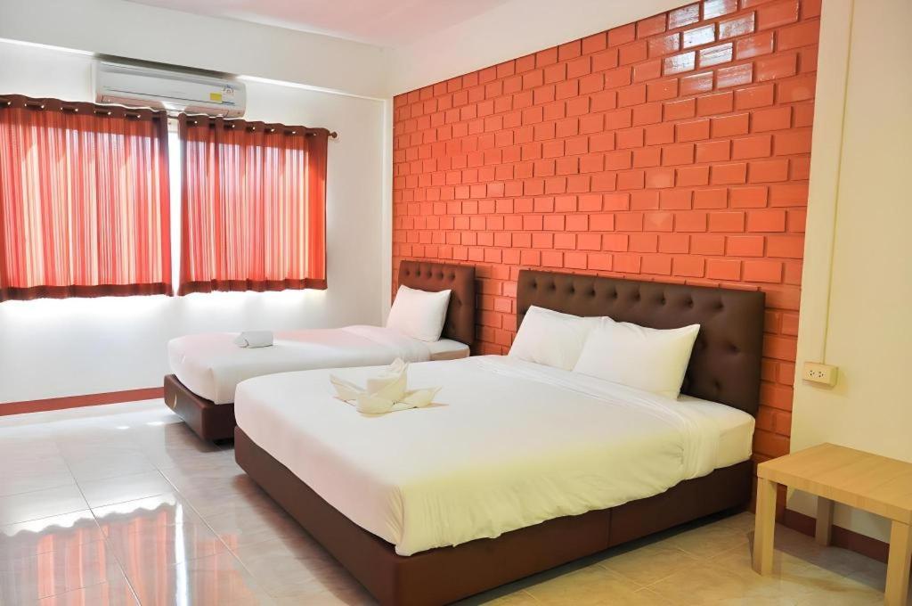 Bussarakam Place Hotel Chanthaburi Eksteriør bilde